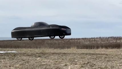 leteći automobil.jpg