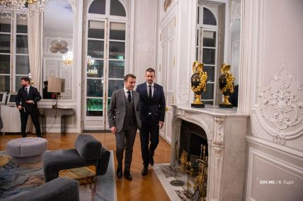 Emanuel Makron i Milojko Spajić.jpg