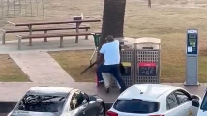 Pucnjava, Australija, Sidnej, plaža