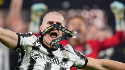 Aleksandar Gogić u dresu Sent Mirena