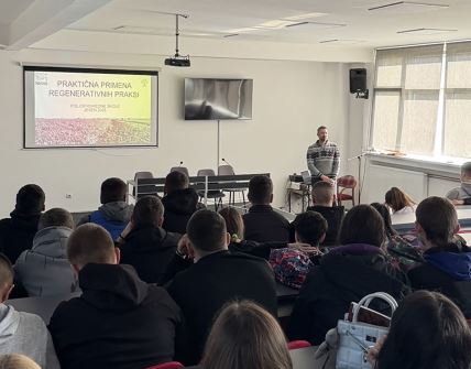 Zajedno pčelama na dar (5) copy.jpg