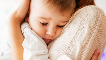 Dnevne navike koje čine da se deca osećaju sigurno.jpg