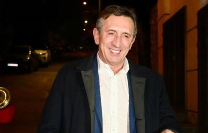 Žika Jakšić nasmejan došao na slavu kod Cece