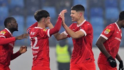 Vasilije Novičić i Andrej Milovanović proslavljaju gol protiv Partizana