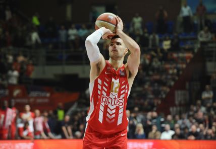 Bili Beron u dresu Zvezde