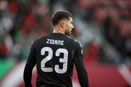 Luka Zidan golman Alžira i sin Zinedina Zidana