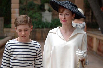 Ko je glumica koja je spavala sa sinom da ne bi bio više gej, pa je našli ubijenu