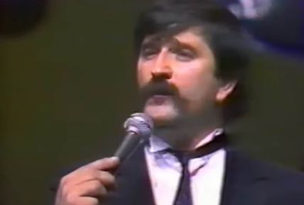 Ko je prvi pevač koji se slikao obnažen u Jugoslaviji?