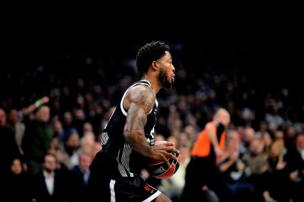 Tajrik Džouns u dresu Partizana.