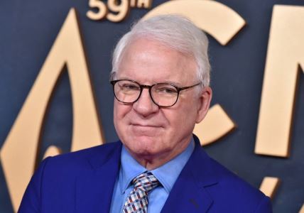 Ko je 26 godina mlađa supruga Stiva Martina?