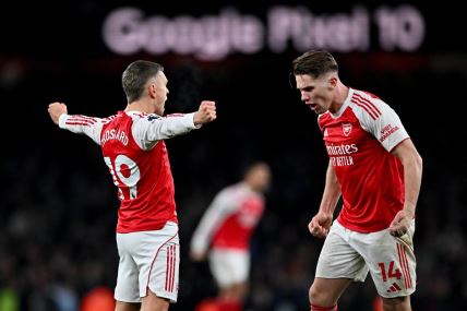 Fudbaleri Arsenala slave pobedu protiv Aston vile