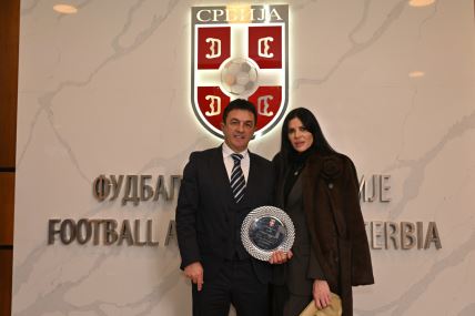 Simo Krunić sa suprugom.