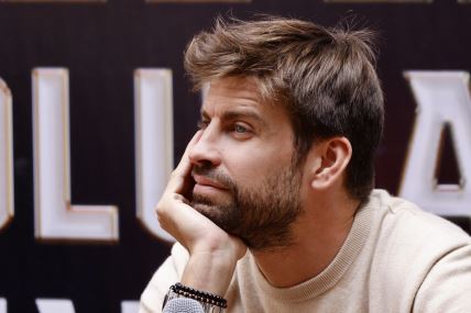 Đerar Pike na konferenciji za medije