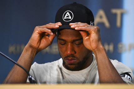 Entoni Džošua na konferenciji za medije