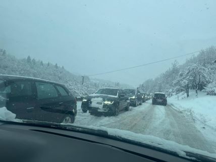 Snežna oluja kod Nove Varoši 2.jpg