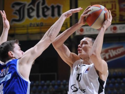 Srpski košarkaš Nikola Tanasković