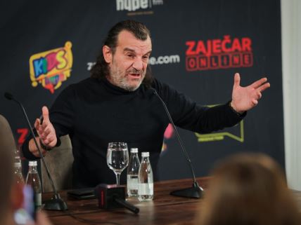 Aca Lukas konferencija (3).jpeg