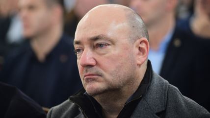 Mića Berić u kaputu.