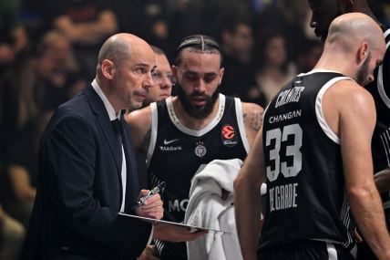 Đoan Penjaroja sa Dvejnom Vašingtonom i Nikom Kalatesom