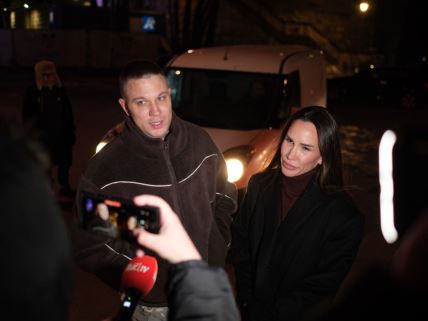 Nikolija i Relja doneli pakete pomoci (9).jpg