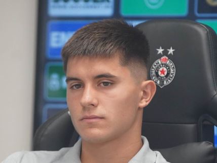 Vezni fudbaler Vanja Dragojević, kapiten Partizana.