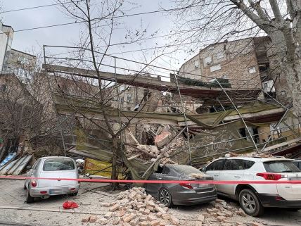 Urušila se stara zgrada u Džoržda Vašingtona (3).jpg