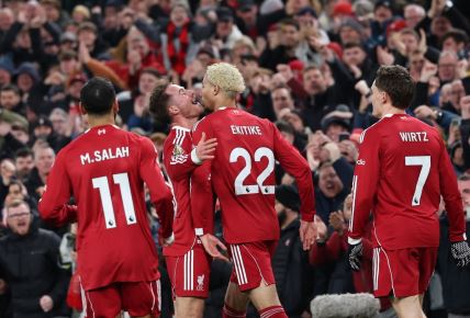 Fudbaleri Liverupula proslavljaju gol