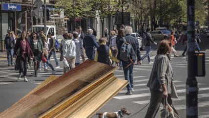 ljudi-pešaci-beograd-korona-presek-stefan-stojanović- (14) copy.jpg