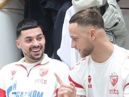 Nemanja Radonjić i Marko Arnautović, fudbaleri Crvene zvezde.
