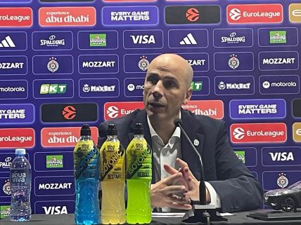 Ðoan Penjaroja konferencija posle Panatinaikosa (4).jpg