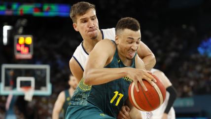 Dante Egzum i Bogdan Bogdanović u duelu na Srbija Australija