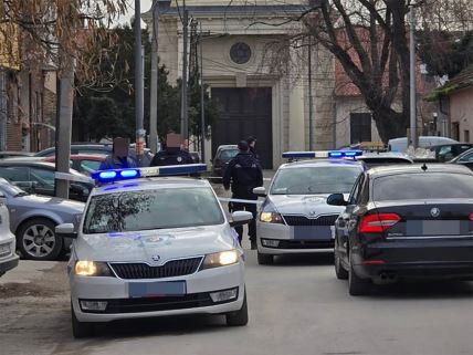 Izboden taksista u Novom Sadu