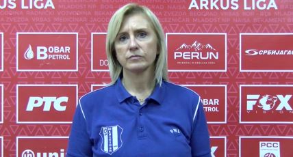 Sandra kolaković daje izjavu kao trener RK Medicinar
