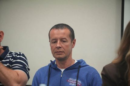  Dr Iggy predao policiji pištolj da se ne bi ubio