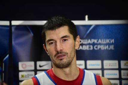 Luka Mitrović na konferenciji za štampu