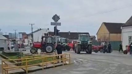 Poljoprivrednici iz Mačve protesti.jpg