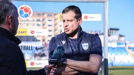 Nenad Lalatović daje izjavu posle meča Novi Pazar - TSC