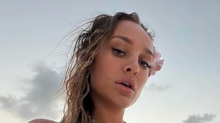 Luna Đogani žurka na Maldivima (5).jpg