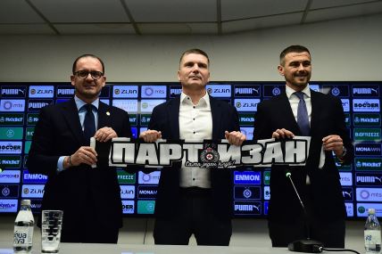 Srđan Blagojević sa Predragom Mijatovićem i Dankom Lazovićem.