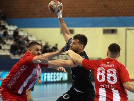 Detalj sa rukometne utakmice Partizana i Crvene zvezde.