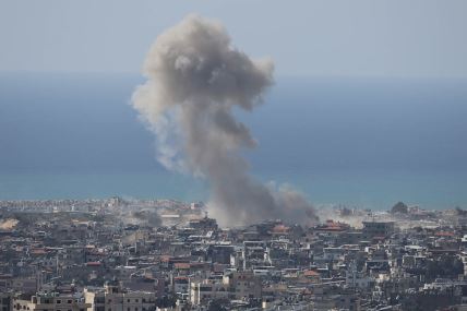 Izrael gađao naselje u Bejrutu (4).jpg