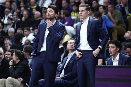 Džulijus Tomas na klupi Pariza.