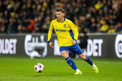 Benjamin Tahirović u dresu Brondbija