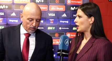 Saša Obradović daje izjavu