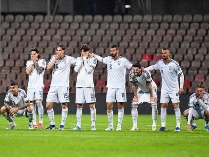 Reprezentacija Italije na Bilinom polju u Zenici.