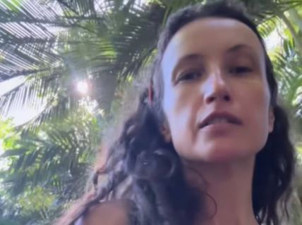 Udovica Nebojše Glogovca prvi put pokazala zgodno telo u bikiniju