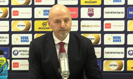 Saša Obradović na konferenciji za medije