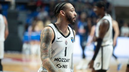 Karlik Džouns na utakmici Budućnost Partizan