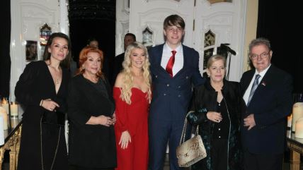 Danijela Karić proslavlja sinu 18. rođendan