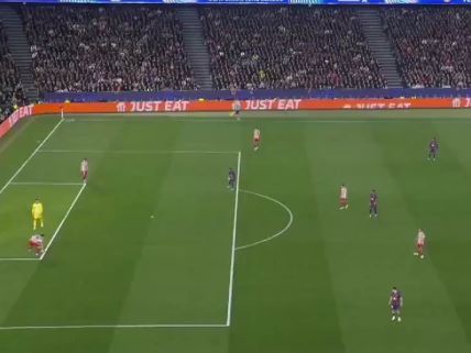 Fudbaleri Atletiko Madrida napravili grešku, Ištvan Kovač nije dosudio penal.